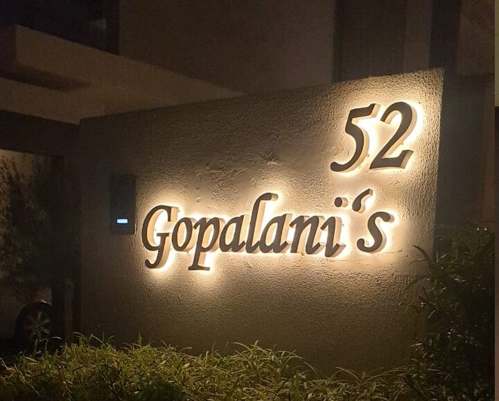 SS Brushed Finished Gold / Silver Sign – gallery image 2