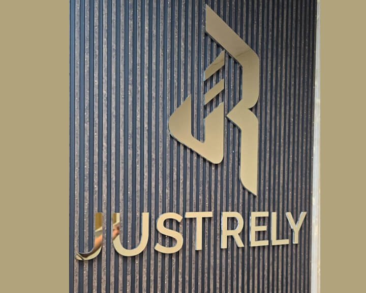 SS Mirror Finished Gold / Silver Sign – gallery image 10